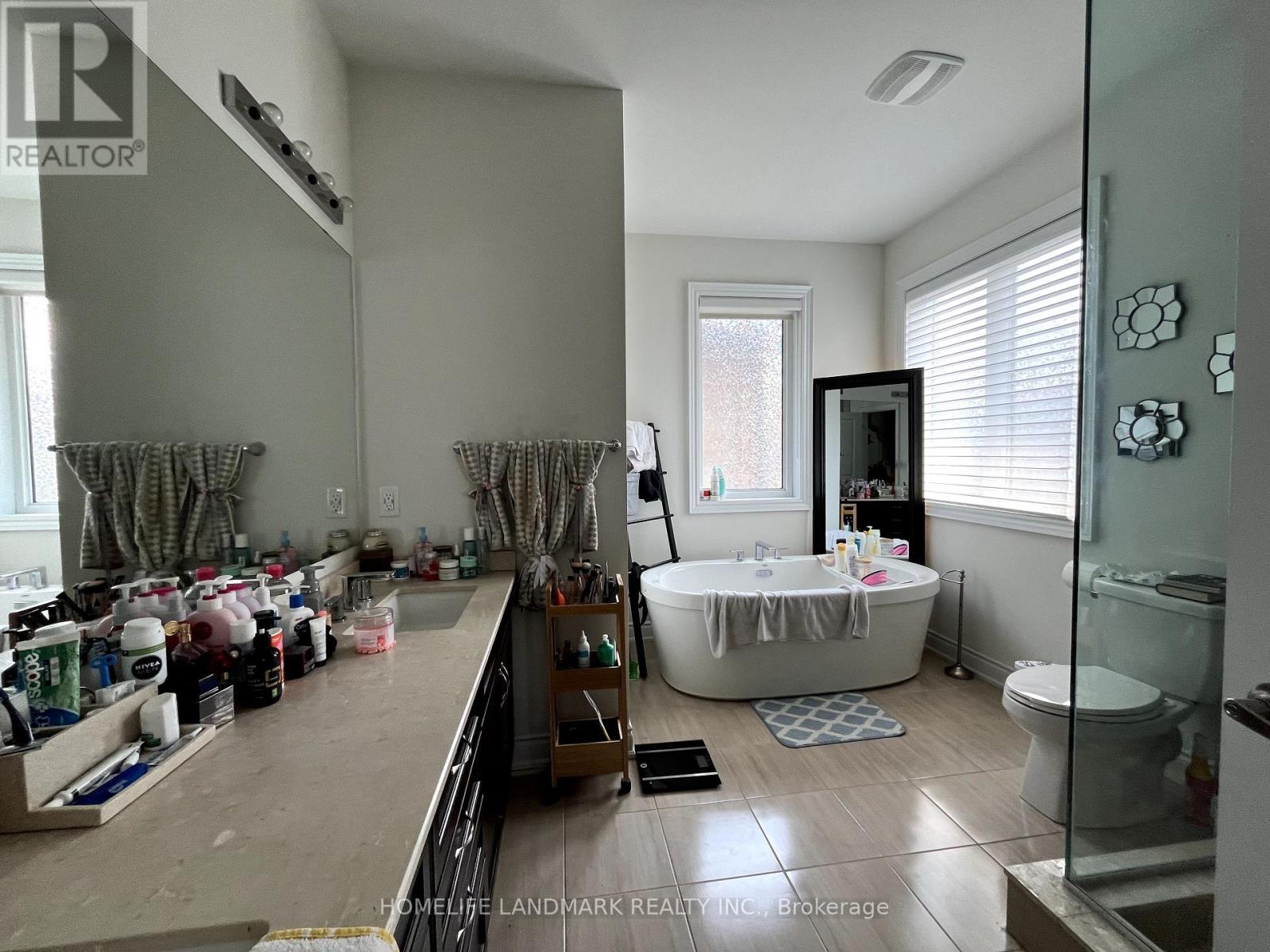 3068 Post Road, Oakville, Ontario  L6H 7C5 - Photo 21 - W12295454