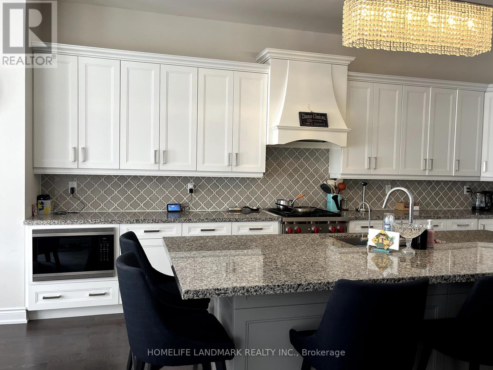3068 Post Road, Oakville, Ontario  L6H 7C5 - Photo 8 - W12295454