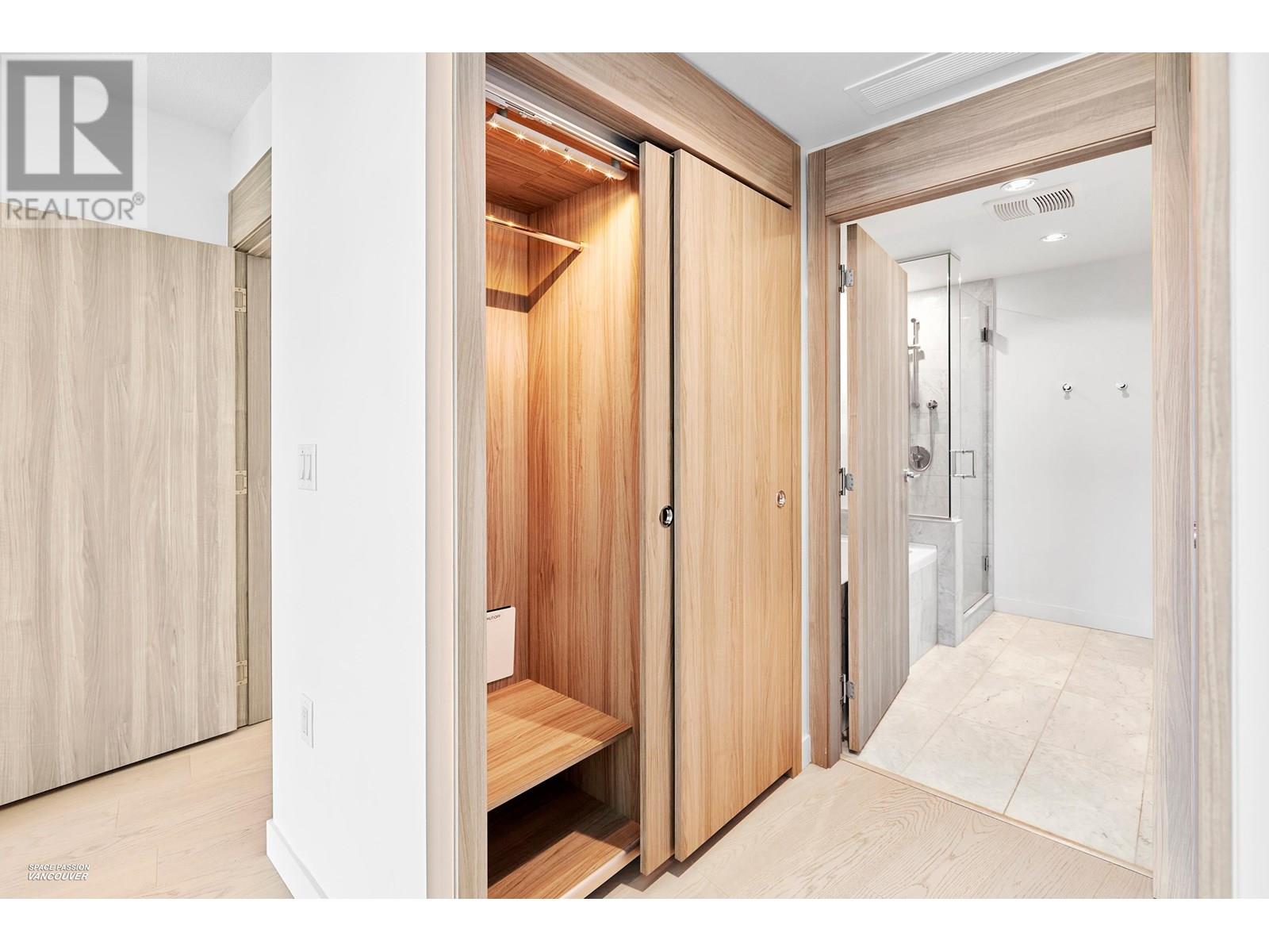 2421 89 Nelson Street, Vancouver, British Columbia  V6Z 0E7 - Photo 5 - R3028722