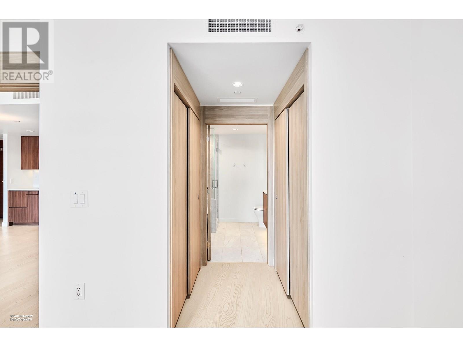 2421 89 Nelson Street, Vancouver, British Columbia  V6Z 0E7 - Photo 4 - R3028722