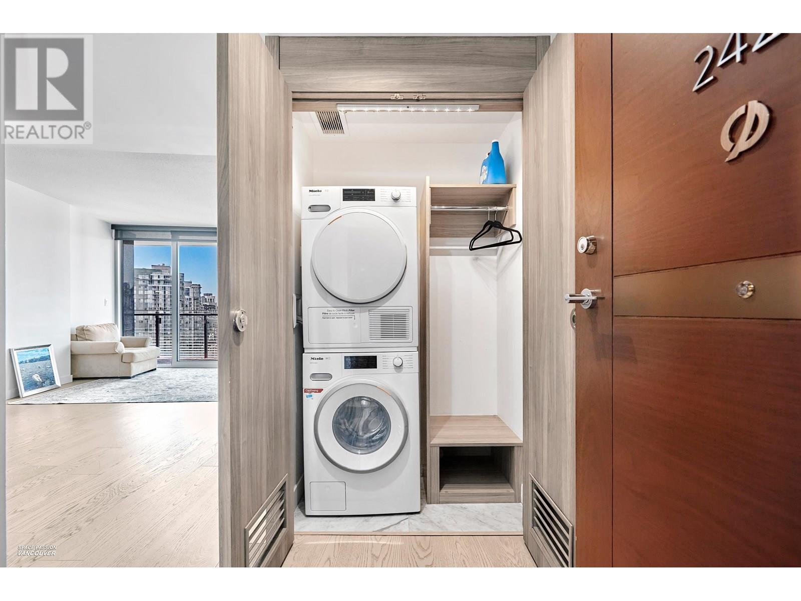 2421 89 Nelson Street, Vancouver, British Columbia  V6Z 0E7 - Photo 8 - R3028722