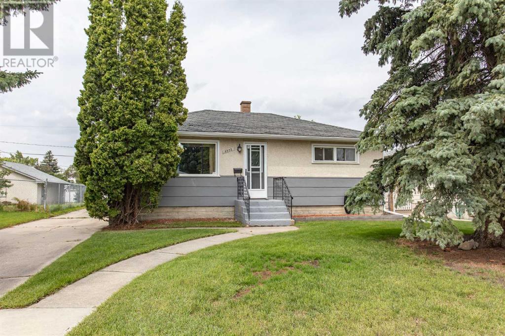 Property at 5552 35 Street image 1