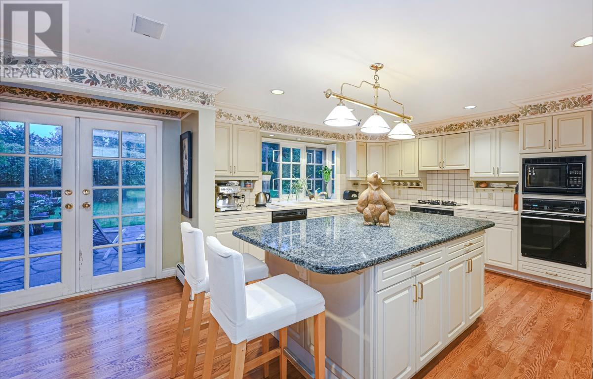 Property at 6786 BLENHEIM STREET image 4