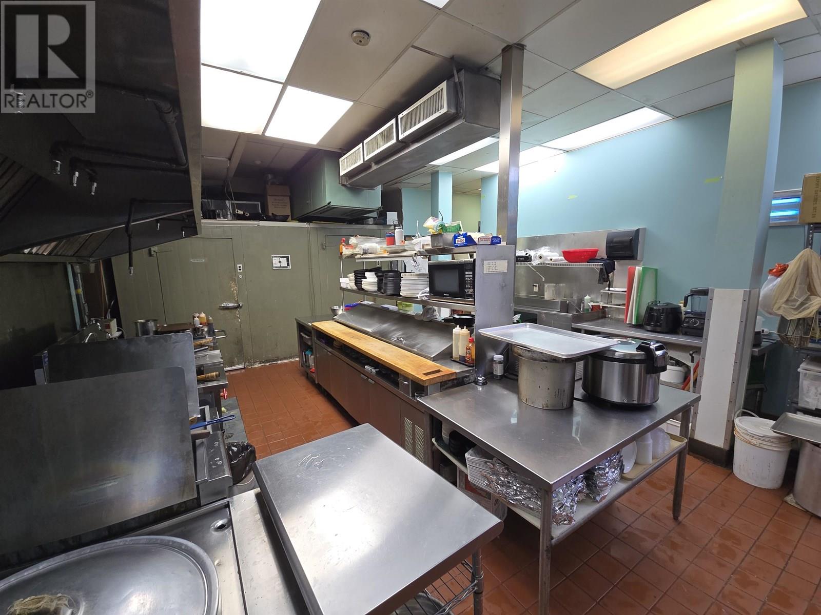 2573 Shaughnessy Street, Port Coquitlam, British Columbia V3C 3G3 - Photo 8 - C8070838