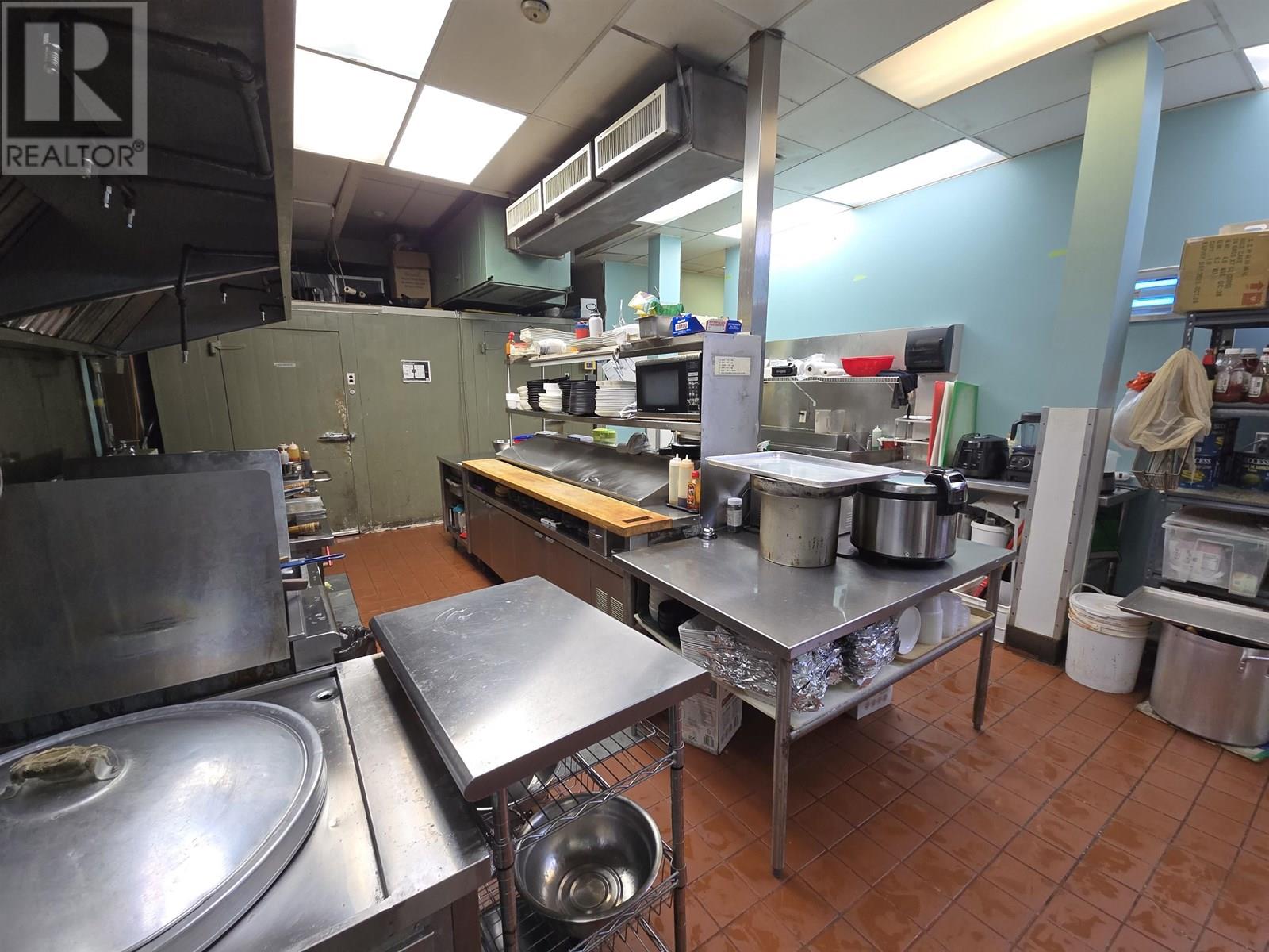 2573 Shaughnessy Street, Port Coquitlam, British Columbia V3C 3G3 - Photo 9 - C8070838