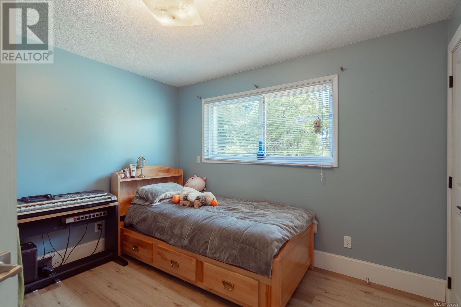 7405 Lantzville Rd, Lantzville, British Columbia  V0R 2H0 - Photo 17 - 1007832