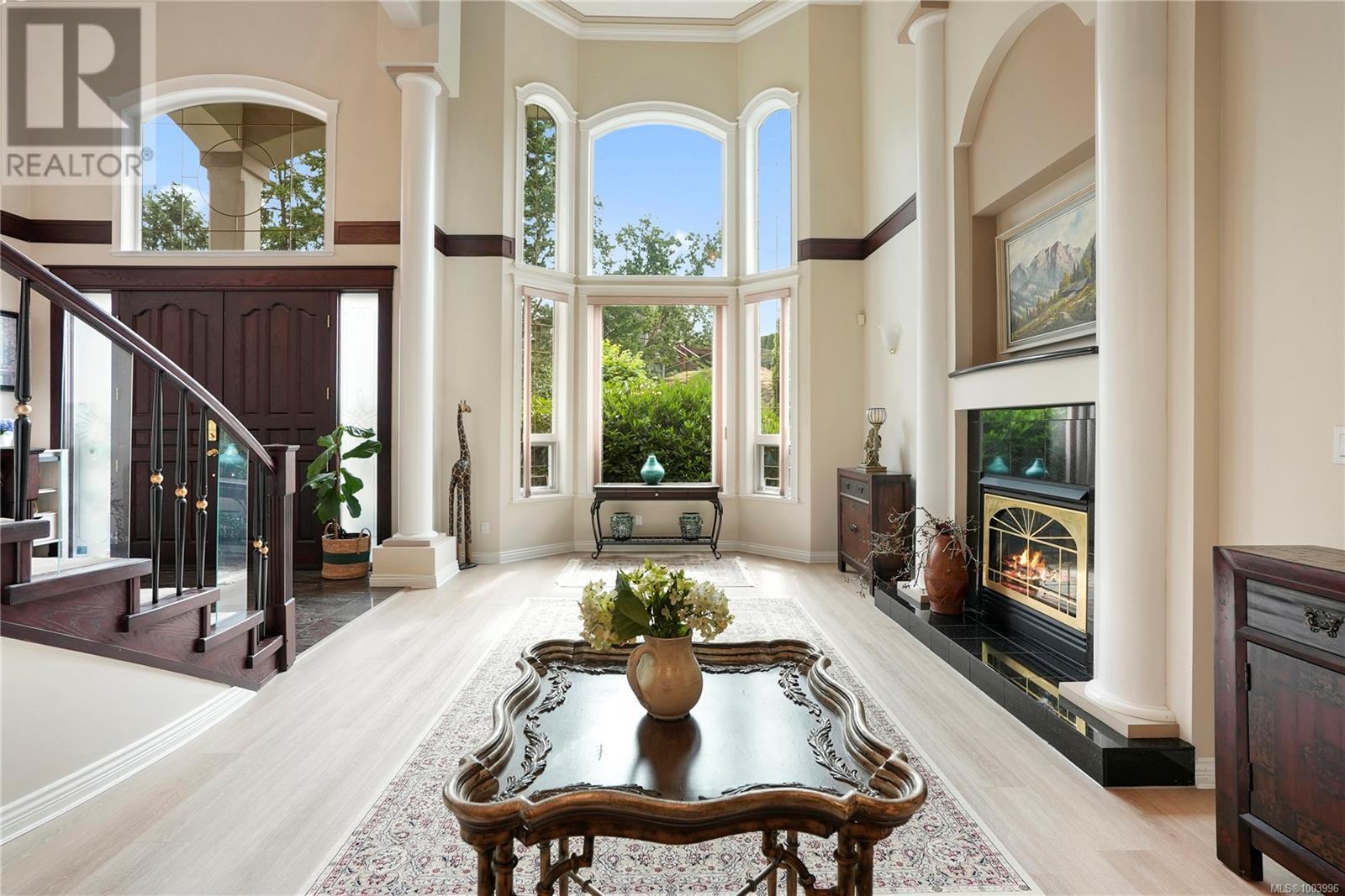Property at 4638 Boulderwood Dr image 3