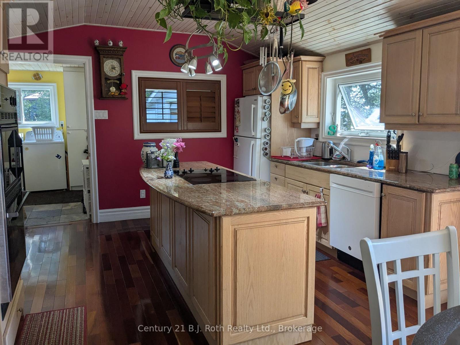 80 Islandview Lane, Chisholm, Ontario  P0H 1Z0 - Photo 33 - X12295486