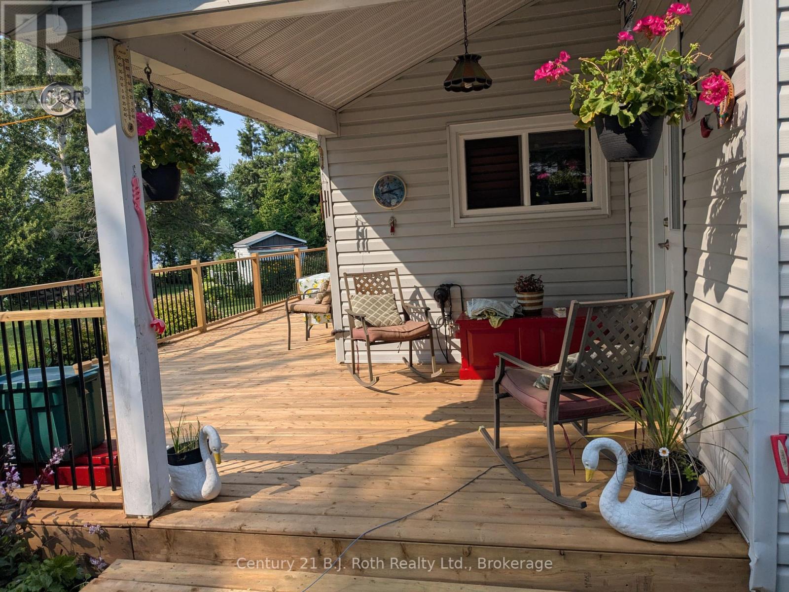 80 Islandview Lane, Chisholm, Ontario  P0H 1Z0 - Photo 6 - X12295486