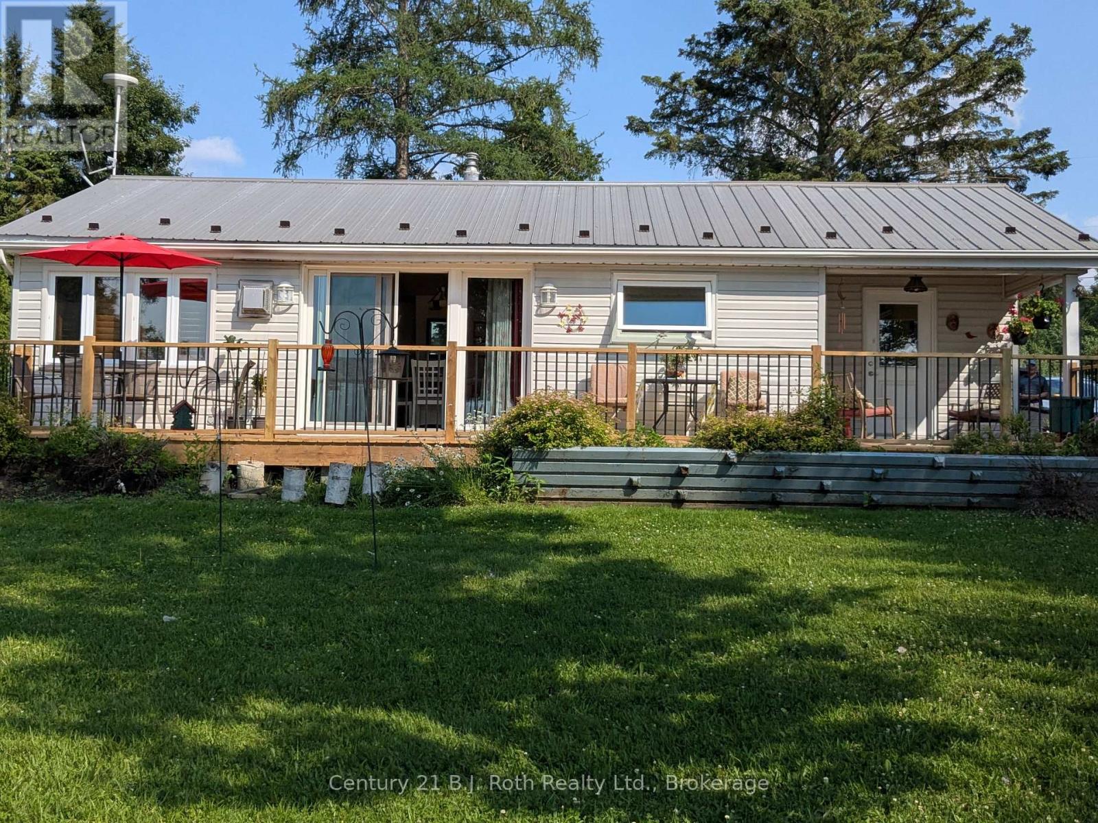 80 Islandview Lane, Chisholm, Ontario  P0H 1Z0 - Photo 7 - X12295486
