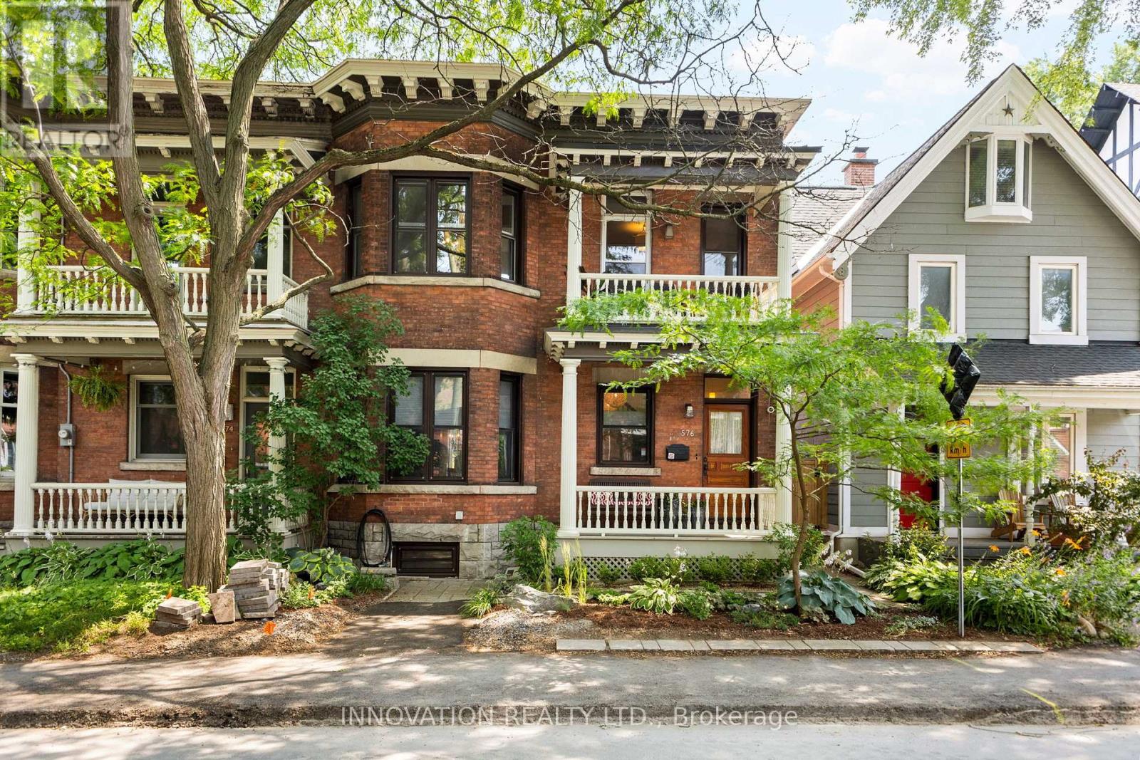 Property at 576 MACLAREN STREET image 1