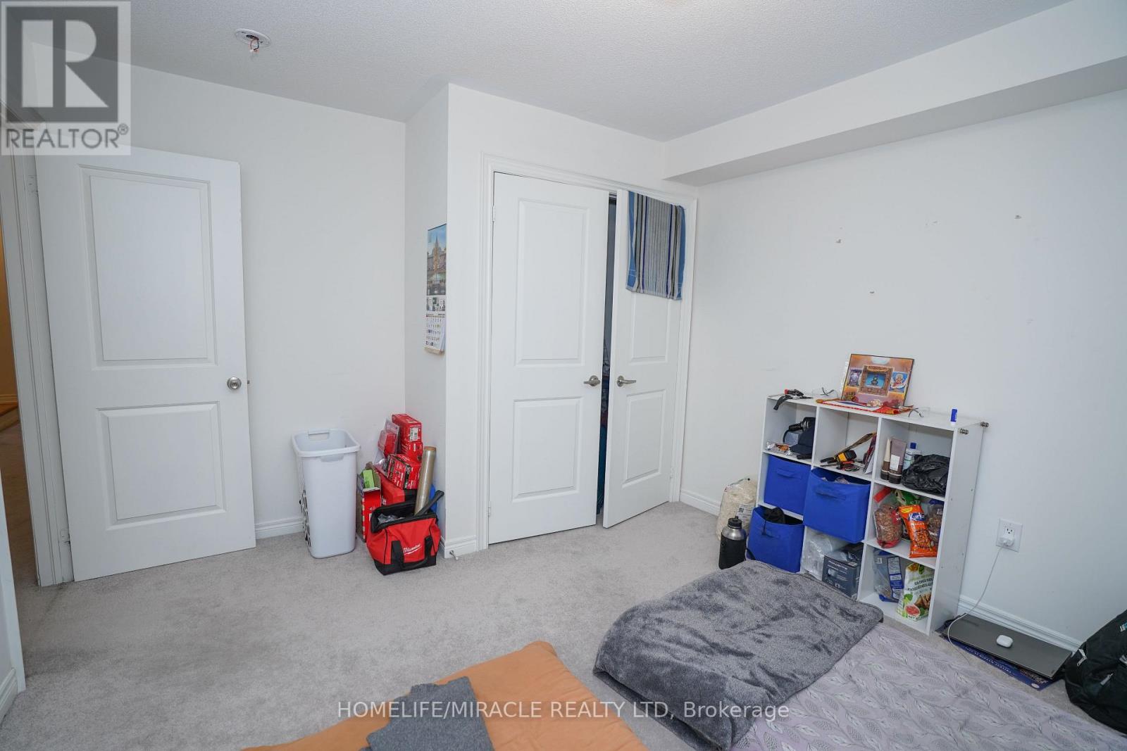 2 Queenpost Drive, Brampton (Credit Valley), Ontario  L6Y 6L2 - Photo 7 - W12280876