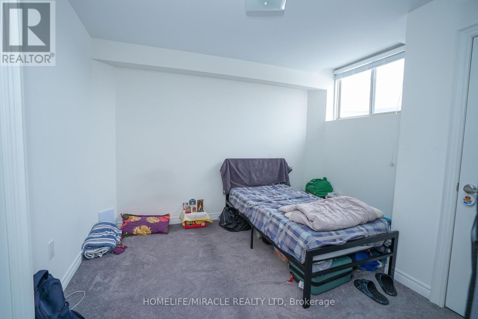2 Queenpost Drive, Brampton (Credit Valley), Ontario  L6Y 6L2 - Photo 41 - W12280876