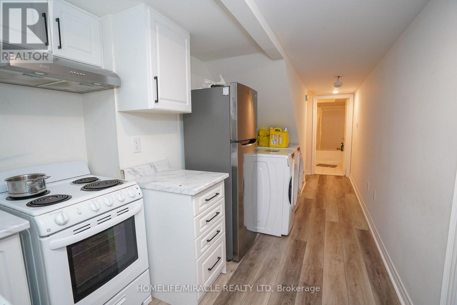 2 Queenpost Drive, Brampton (Credit Valley), Ontario  L6Y 6L2 - Photo 43 - W12280876