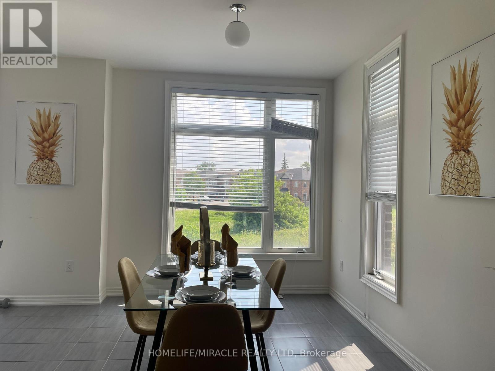2 Queenpost Drive, Brampton (Credit Valley), Ontario  L6Y 6L2 - Photo 36 - W12280876