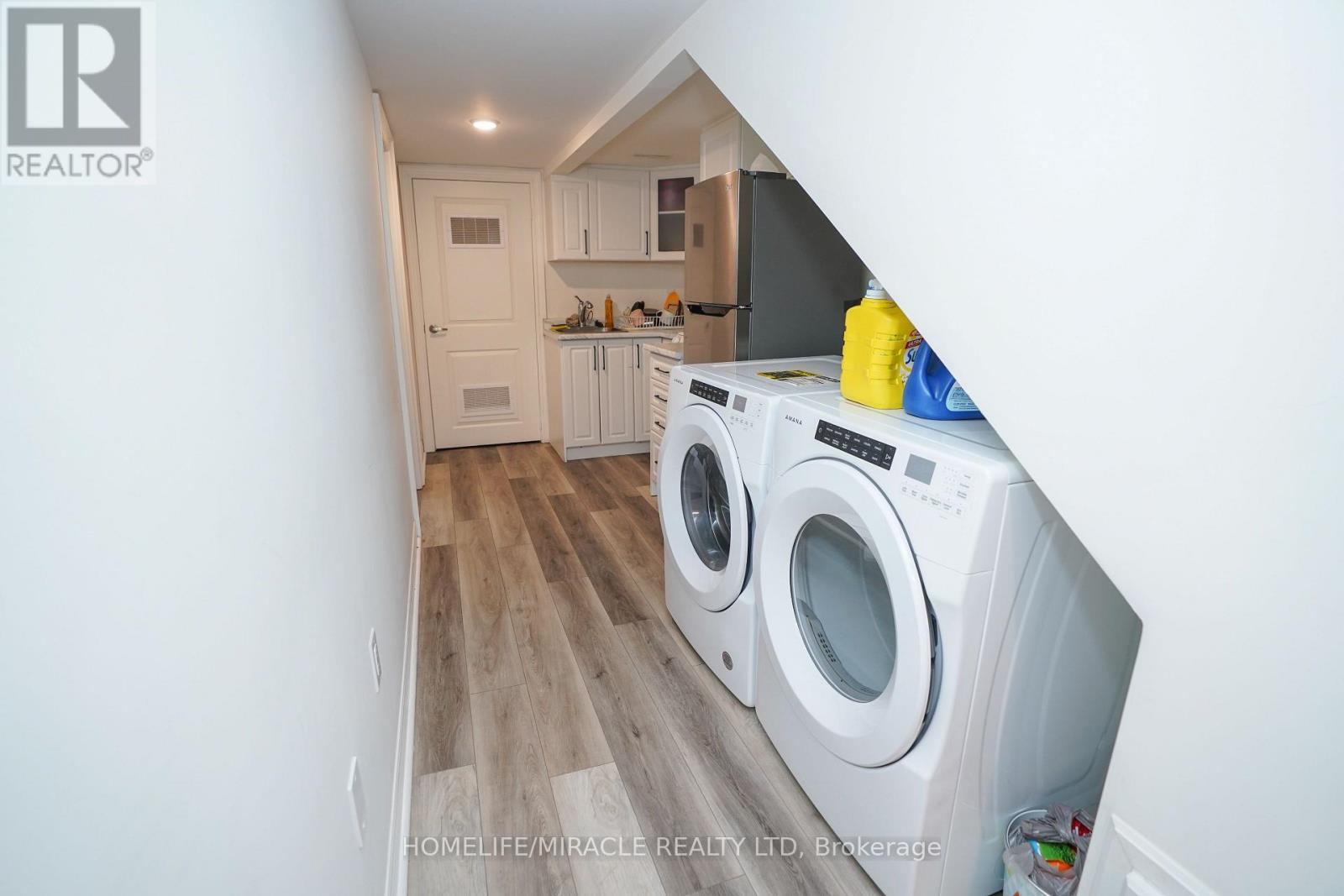 2 Queenpost Drive, Brampton (Credit Valley), Ontario  L6Y 6L2 - Photo 38 - W12280876