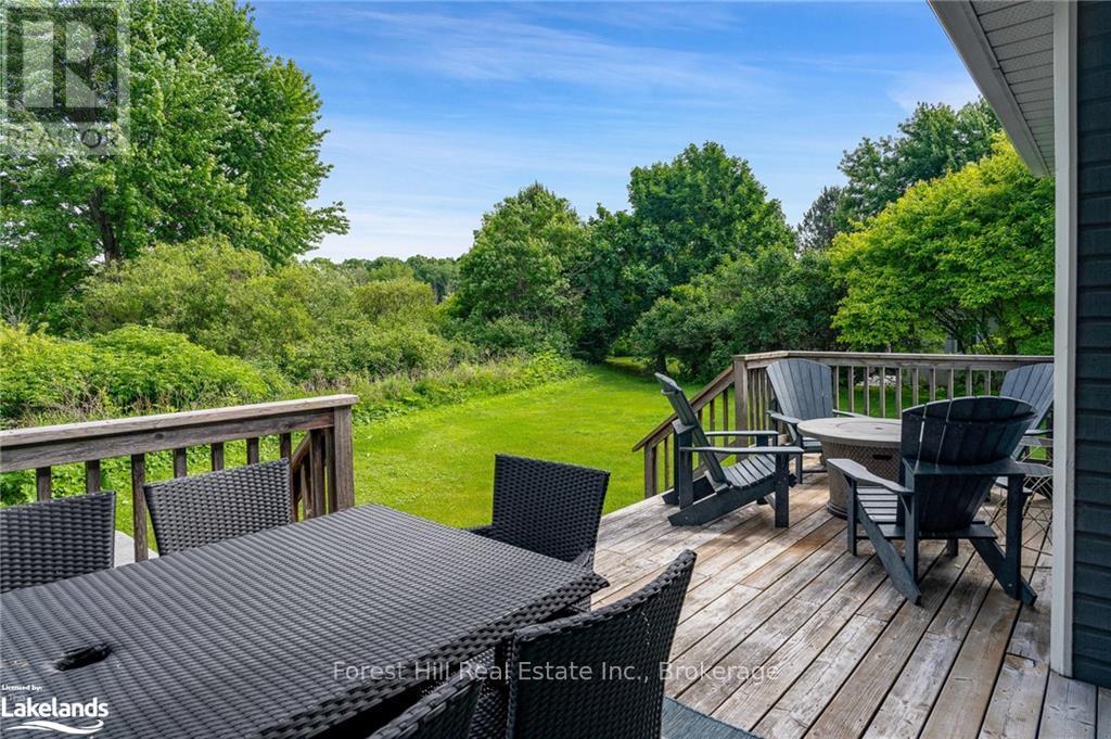 Property at 140 AUGUSTA CRESCENT image 5