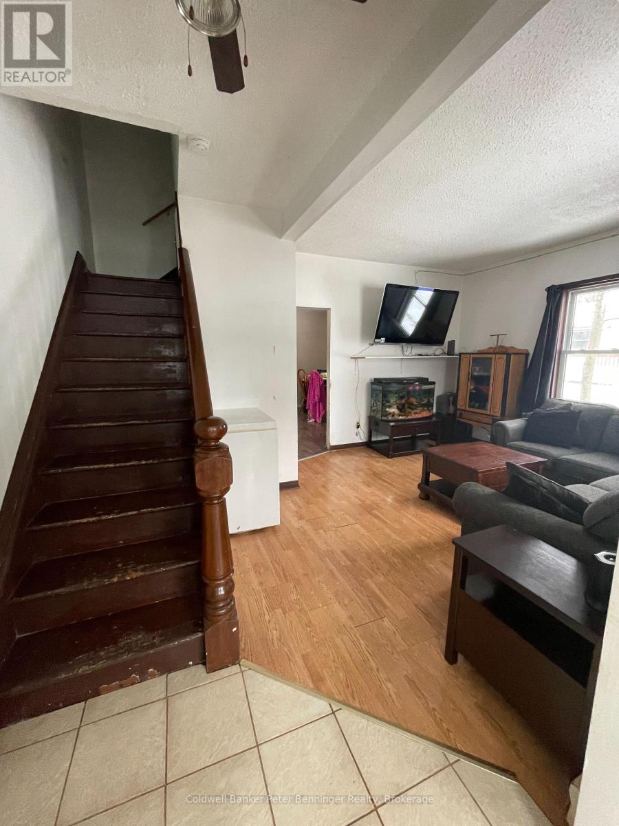 237 Victoria Street S, Arran-Elderslie, Ontario  N0G 2N0 - Photo 6 - X12294804