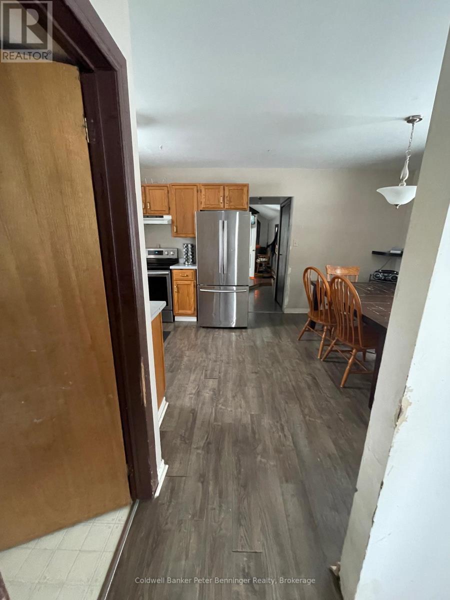 237 Victoria Street S, Arran-Elderslie, Ontario  N0G 2N0 - Photo 8 - X12294804