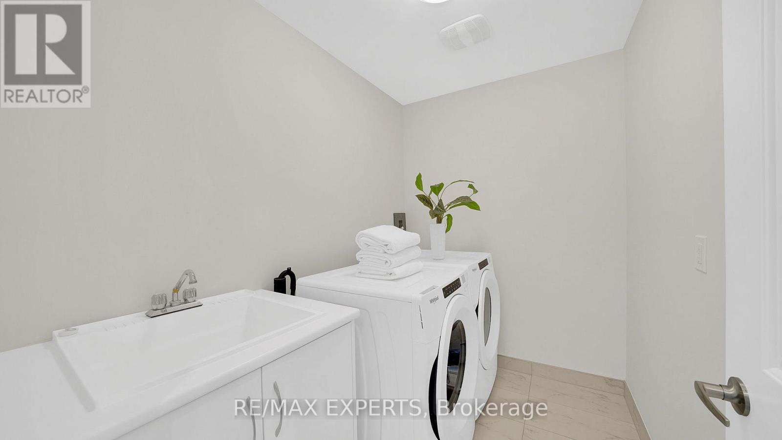 24a Tatton Court, King (King City), Ontario  L7B 0C3 - Photo 29 - N12214444