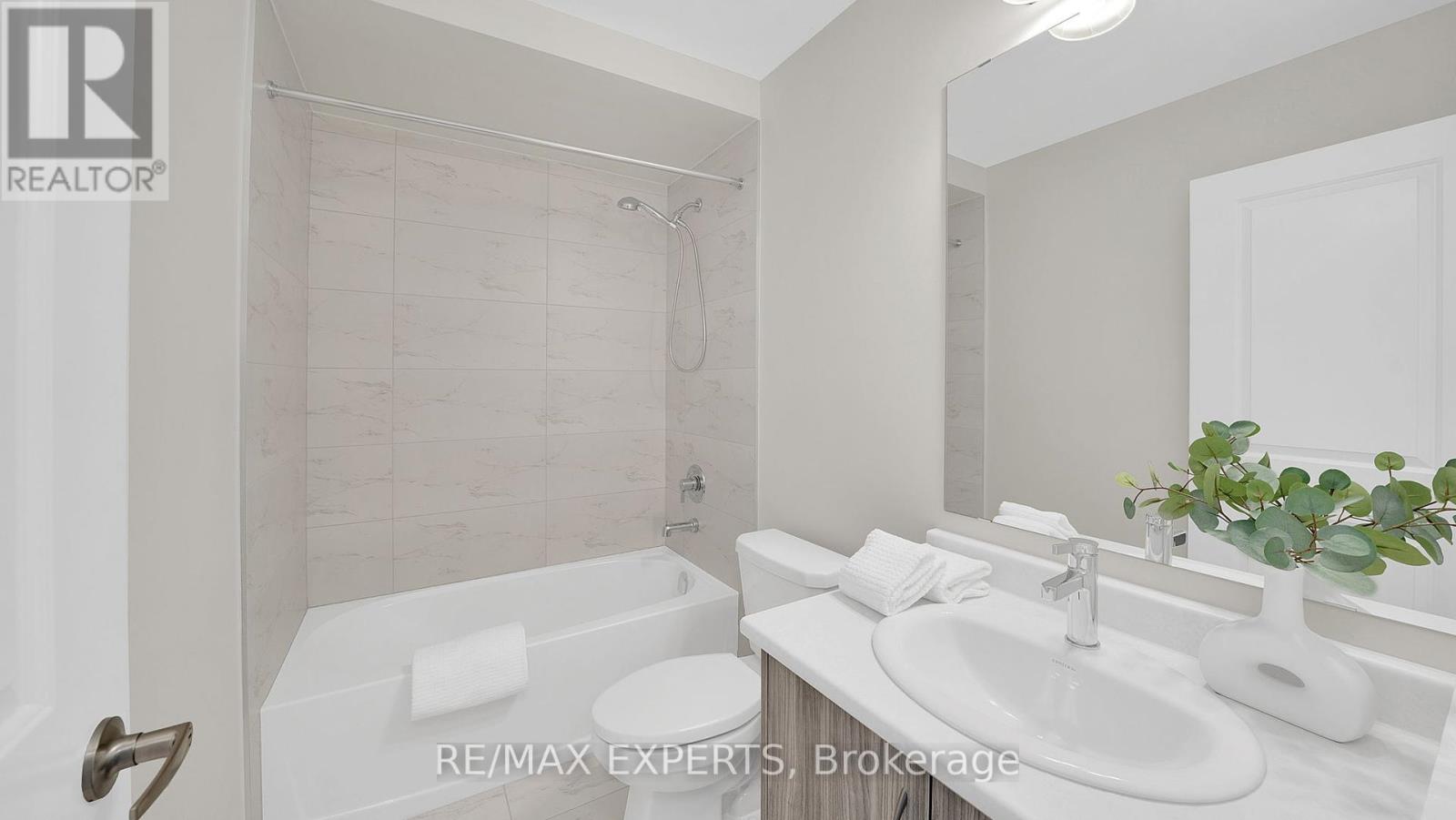 24a Tatton Court, King (King City), Ontario  L7B 0C3 - Photo 31 - N12214444