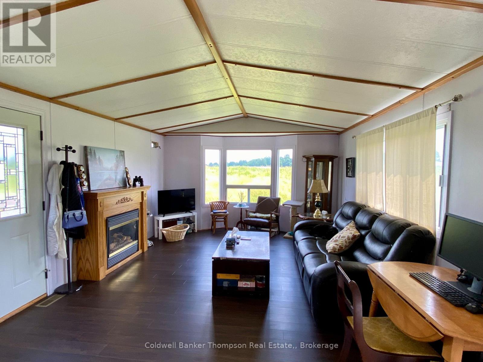 28 Hilltop Road S, Parry Sound Remote Area, Ontario  P0H 1A0 - Photo 5 - X12295571