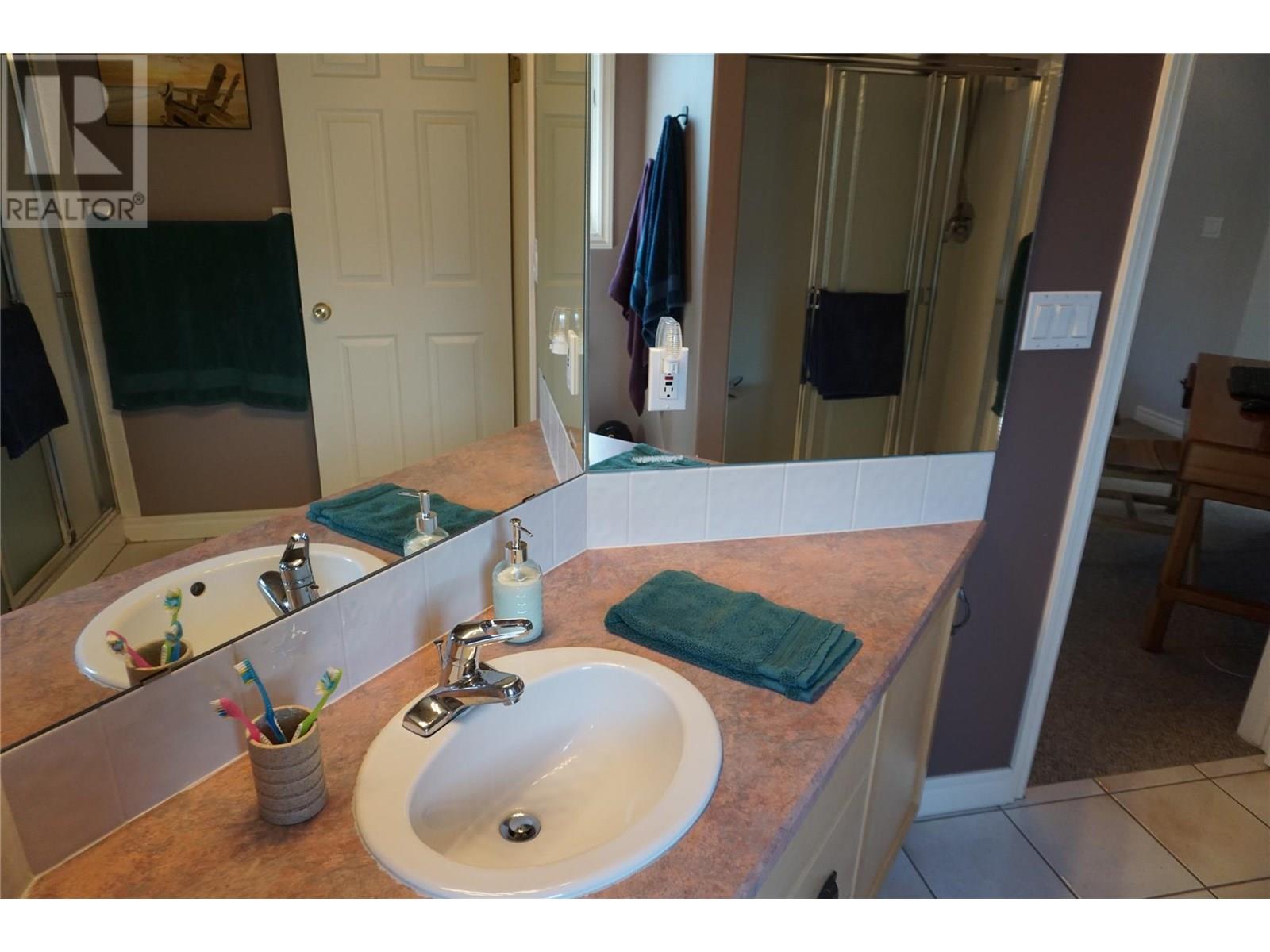 5201 Fairway Drive Unit# 704, Fairmont Hot Springs, British Columbia  V0B 1L1 - Photo 20 - 10356398