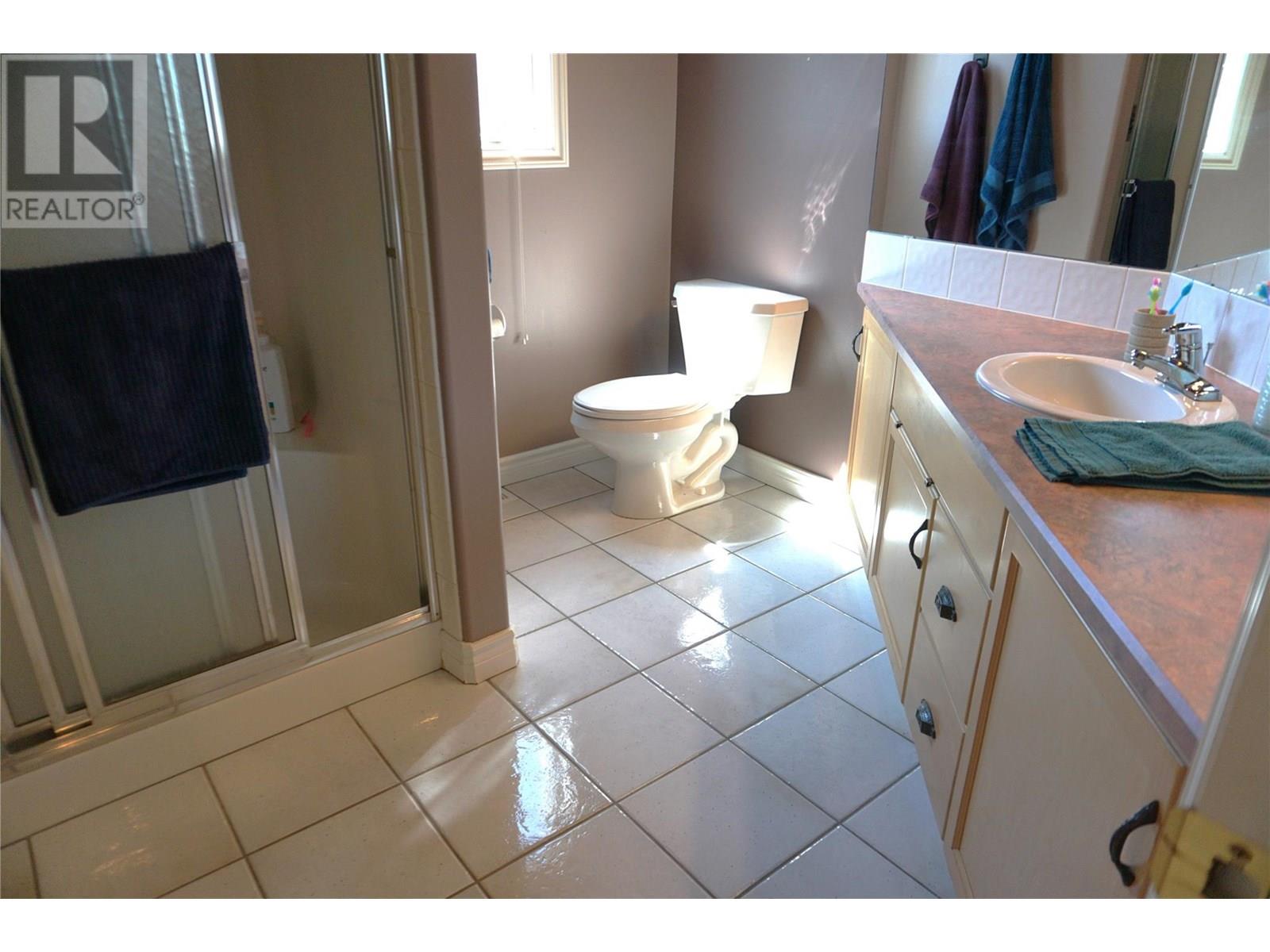 5201 Fairway Drive Unit# 704, Fairmont Hot Springs, British Columbia  V0B 1L1 - Photo 19 - 10356398