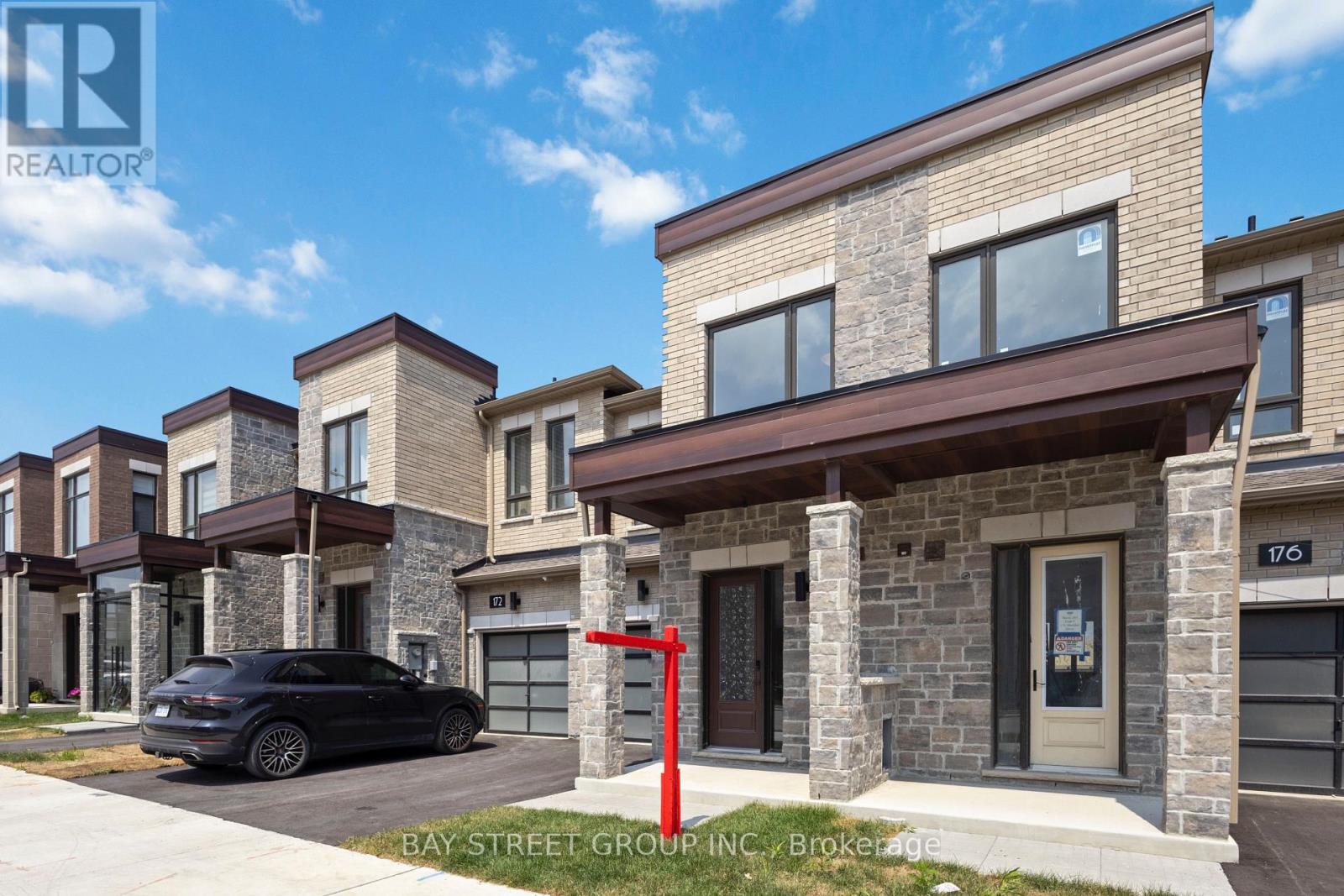 Property at 174 MUMBAI DRIVE image 3