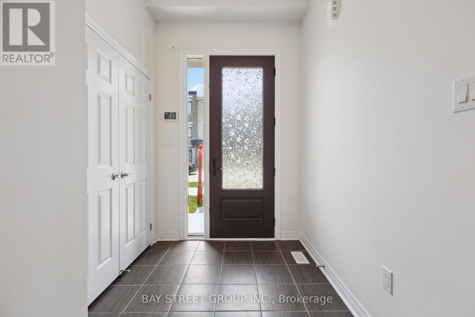 Property at 174 MUMBAI DRIVE image 4