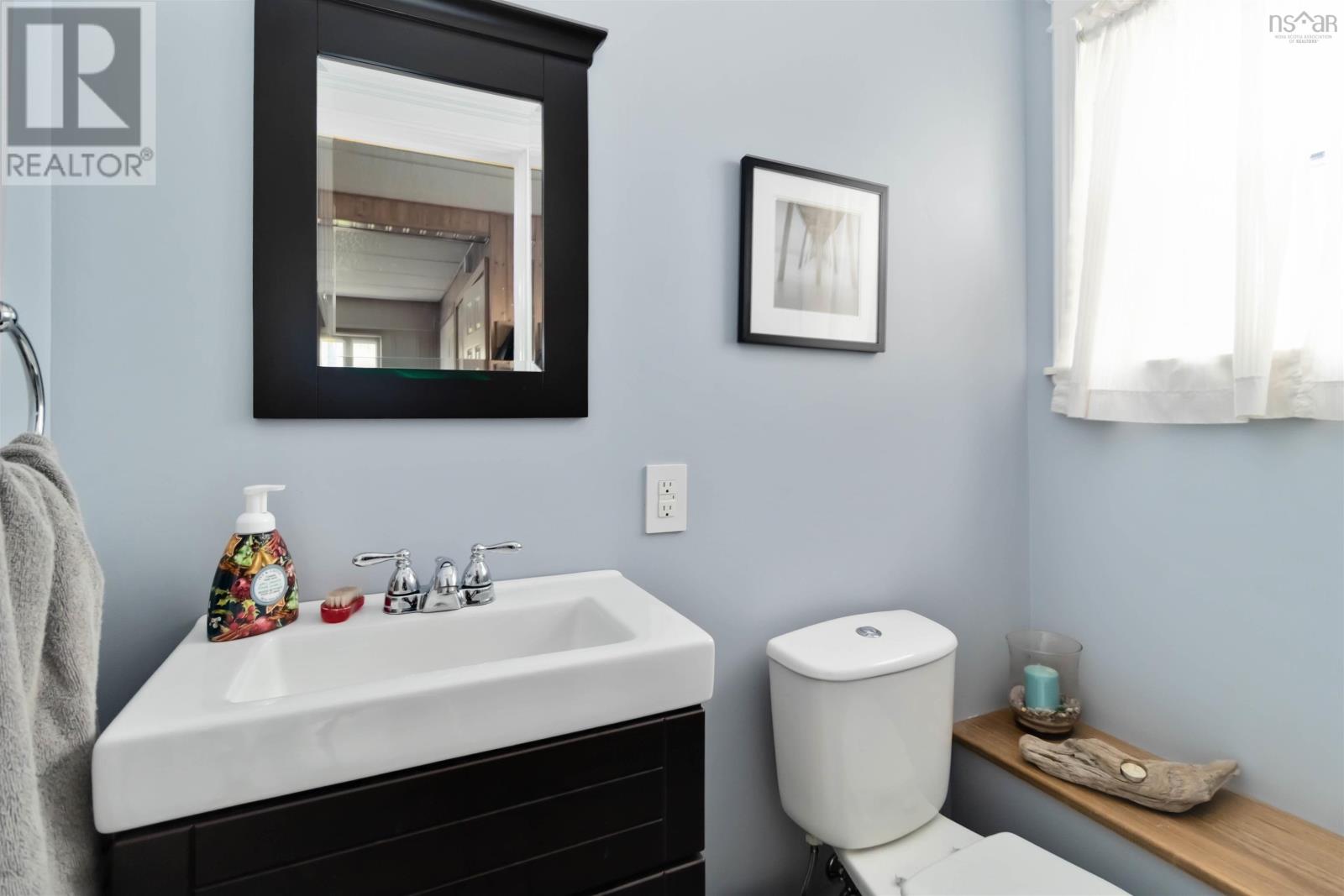 227 Kingsburg Road, Lower Rose Bay, Nova Scotia  B0J 2X0 - Photo 39 - 202517632
