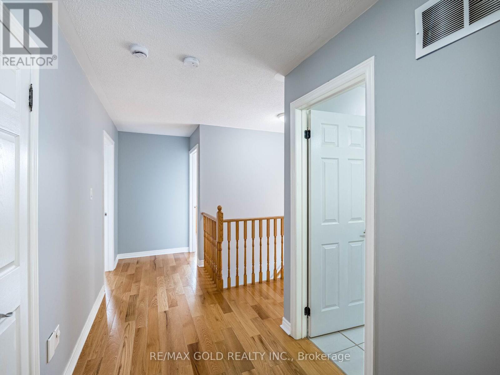 37 Alice Springs Crescent, Brampton, Ontario  L6X 0R7 - Photo 28 - W12295610