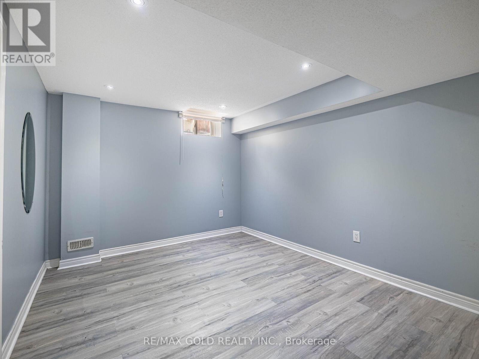 37 Alice Springs Crescent, Brampton, Ontario  L6X 0R7 - Photo 34 - W12295610