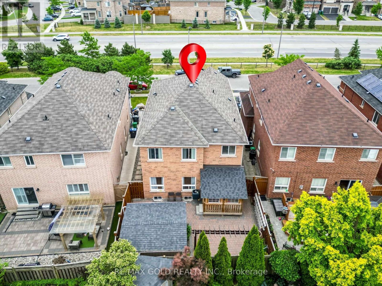 37 Alice Springs Crescent, Brampton, Ontario  L6X 0R7 - Photo 42 - W12295610
