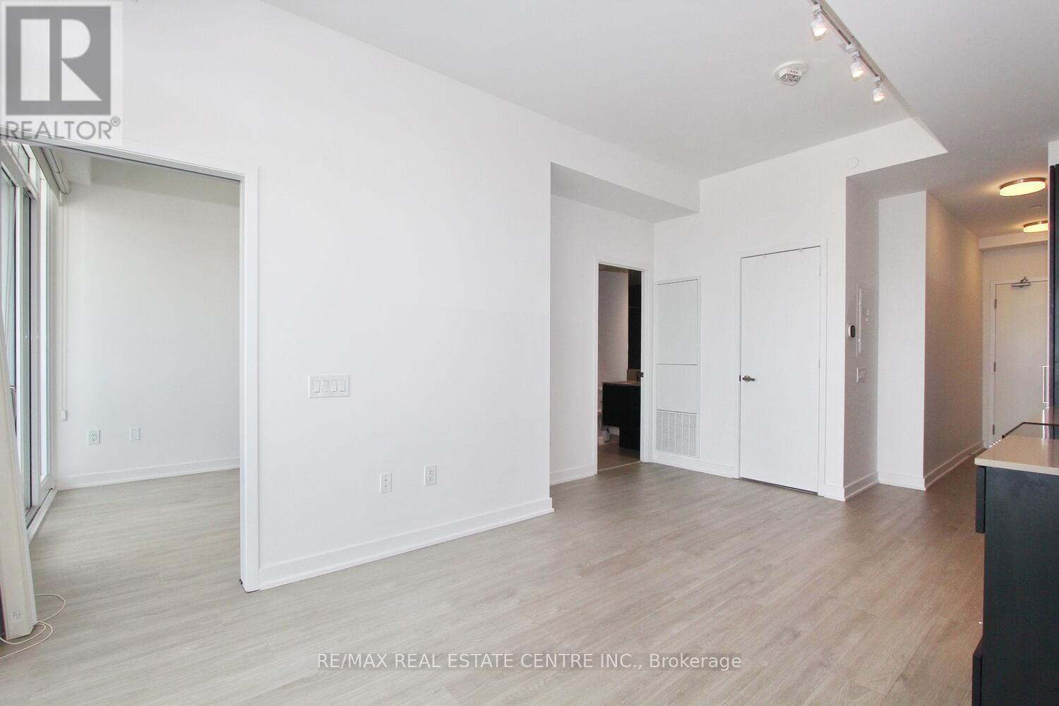 3602 - 3900 Confederation Parkway, Mississauga (City Centre), Ontario  L5B 0M3 - Photo 14 - W12295621