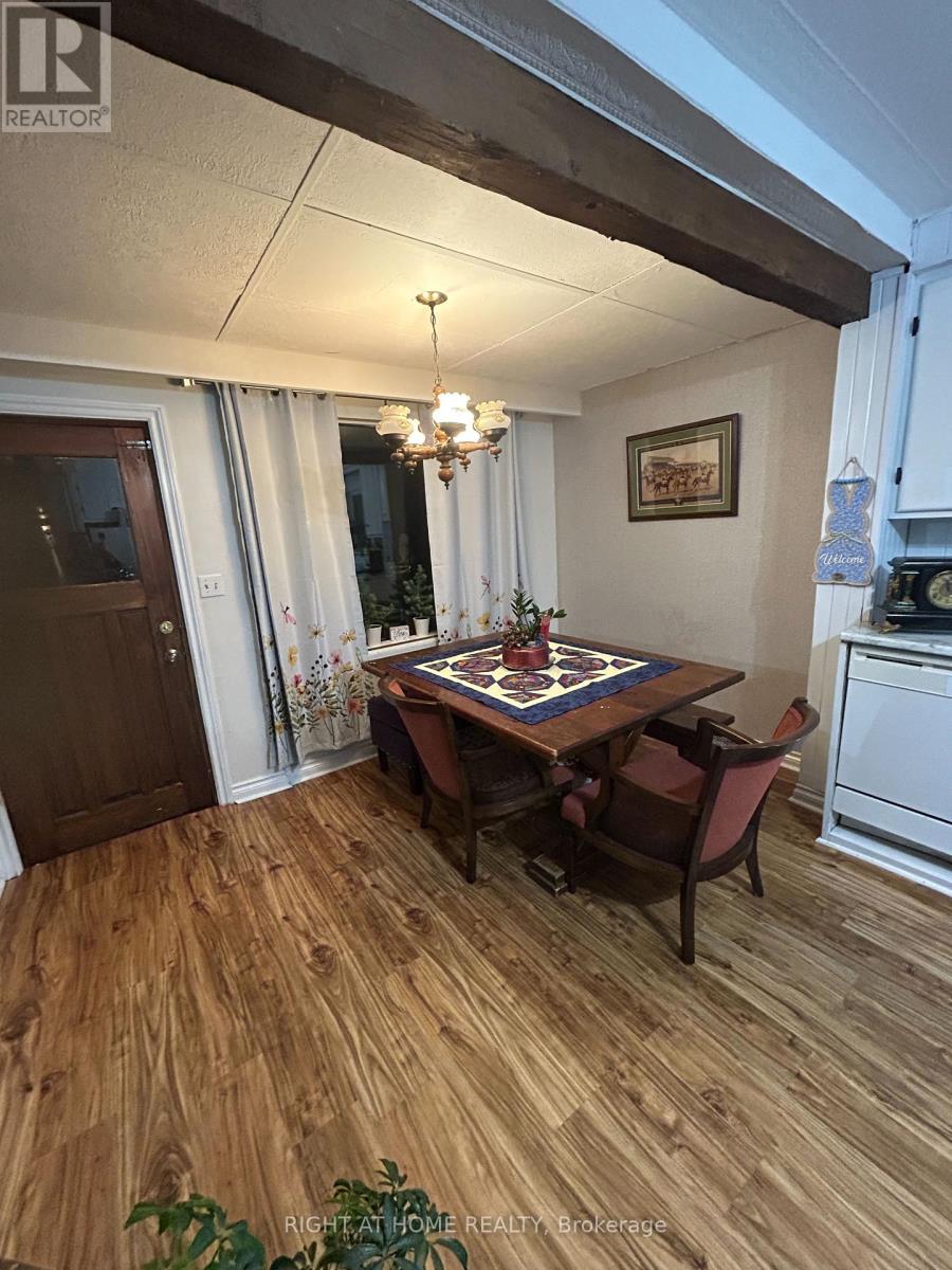 195 Lakeland Crescent, Richmond Hill, Ontario  L4E 3A4 - Photo 5 - N12285370