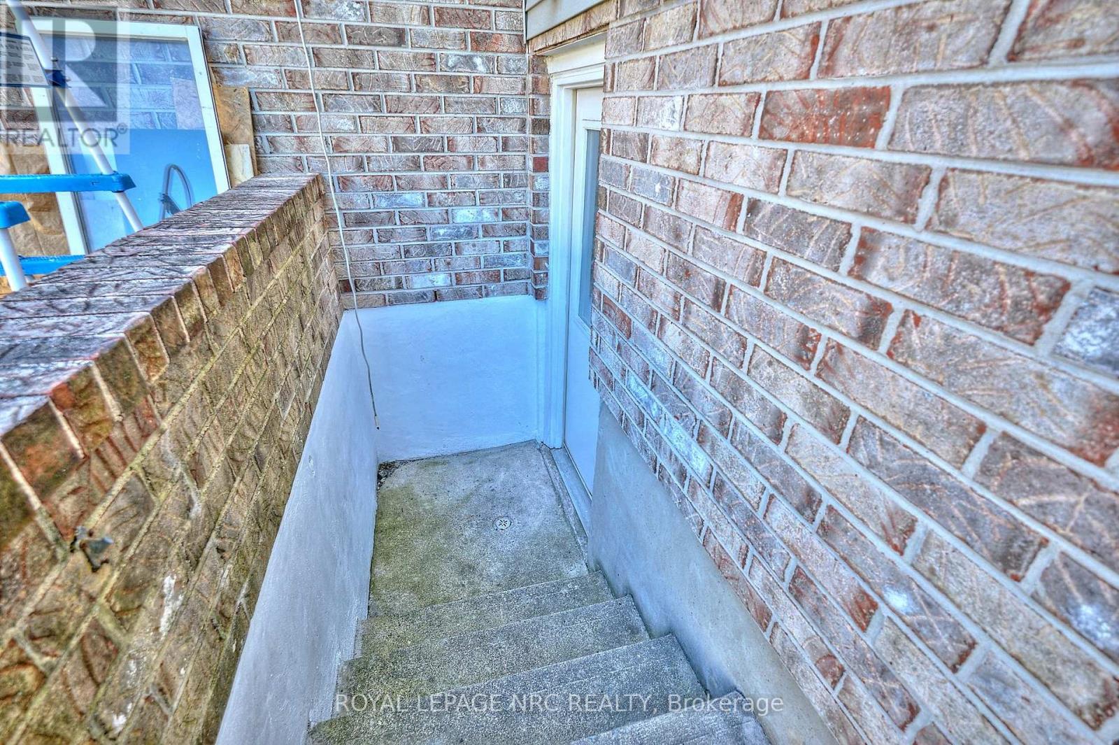 6090 Crimson Drive, Niagara Falls, Ontario  L2G 7S5 - Photo 37 - X12295646