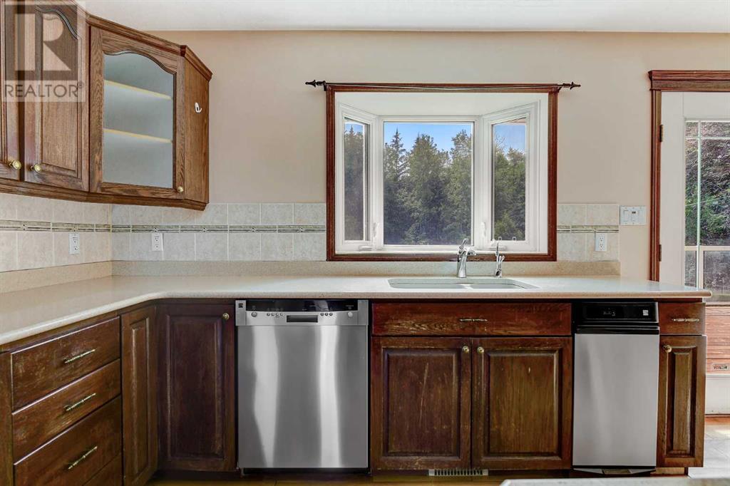 Property at 4604 94 Street image 5