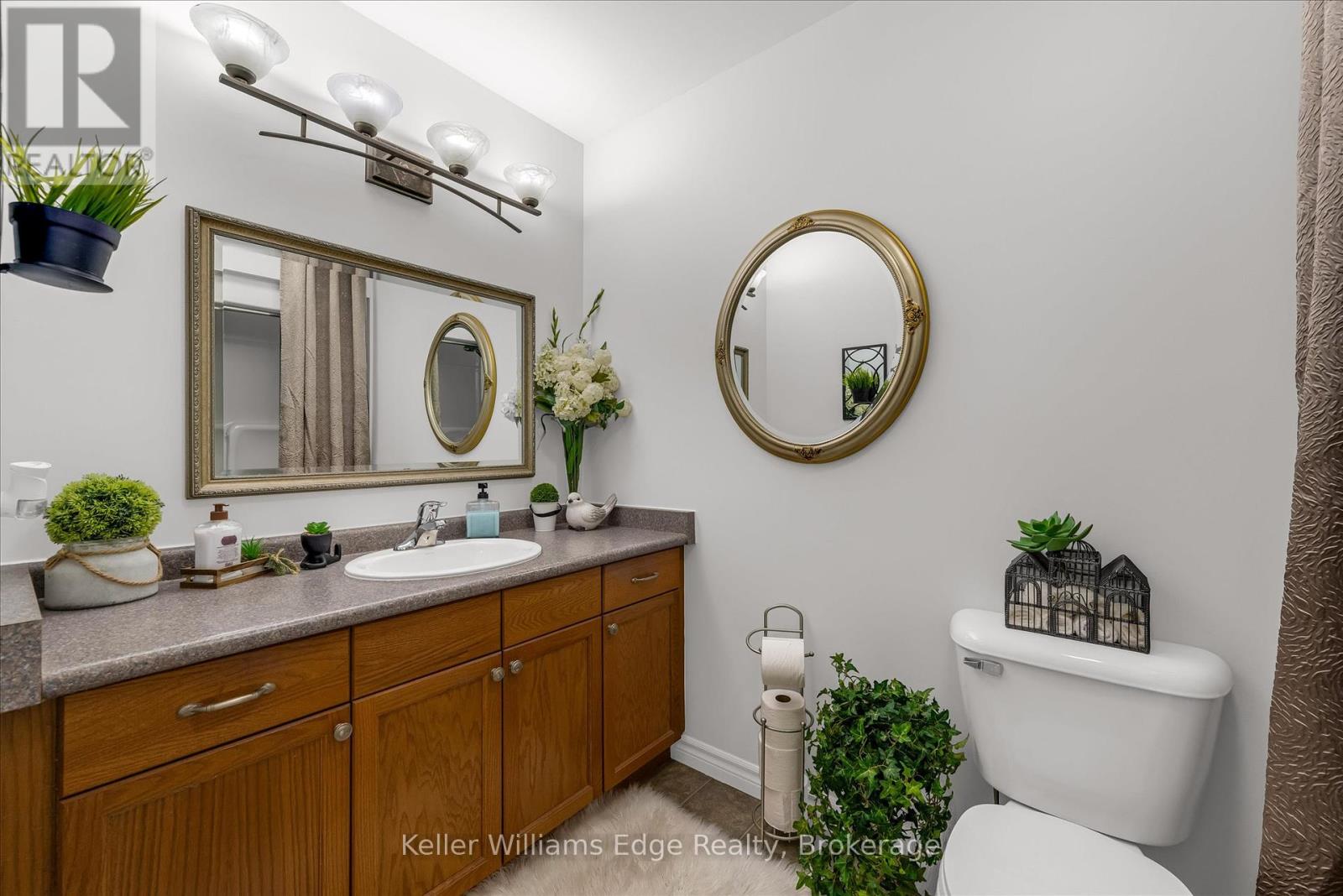 279 Knoll Street, Port Colborne, Ontario  L3K 5B8 - Photo 14 - X12295044