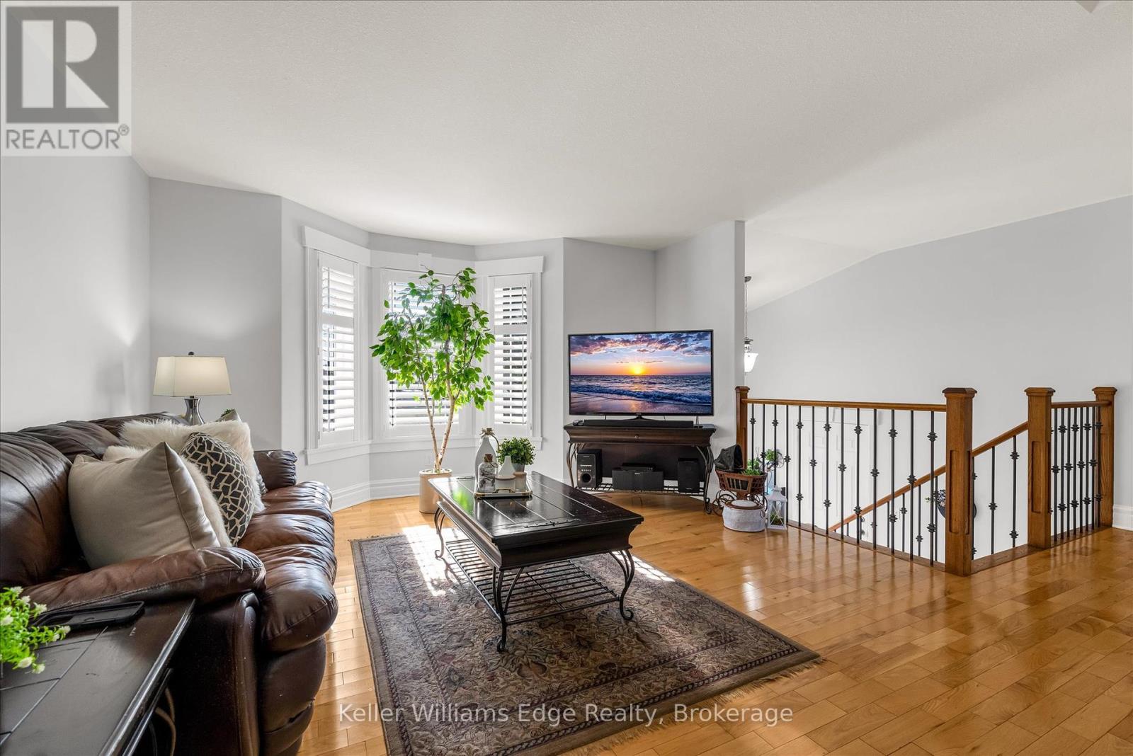 279 Knoll Street, Port Colborne, Ontario  L3K 5B8 - Photo 6 - X12295044