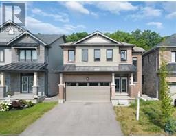 157 CACTUS Crescent, Hamilton, Ontario