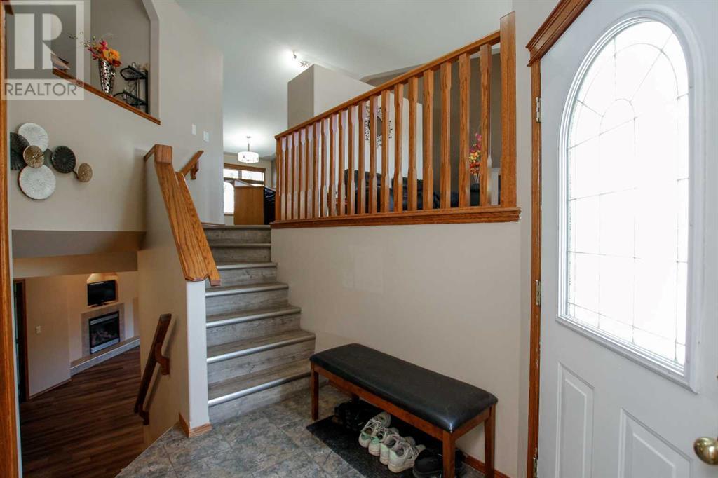 Property at 142 Kidd Close image 4