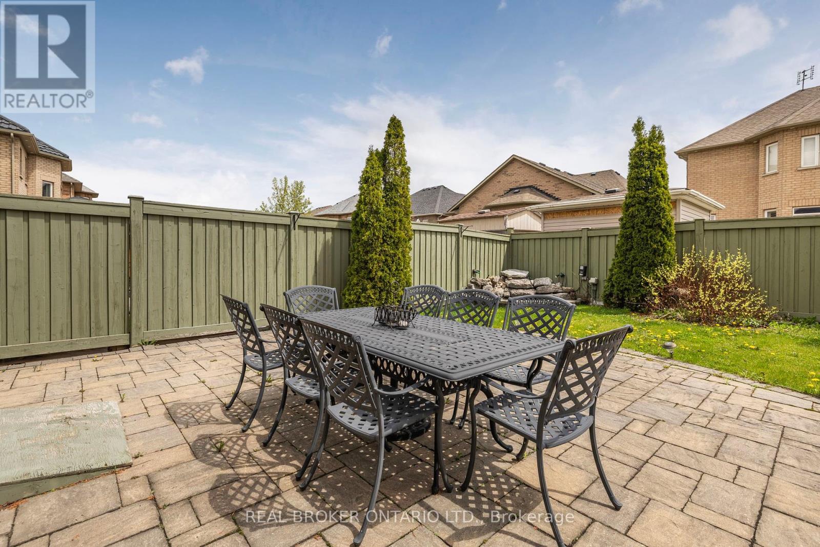 28 Hampton Springs Drive, Brampton, Ontario  L6P 2W4 - Photo 47 - W12295684