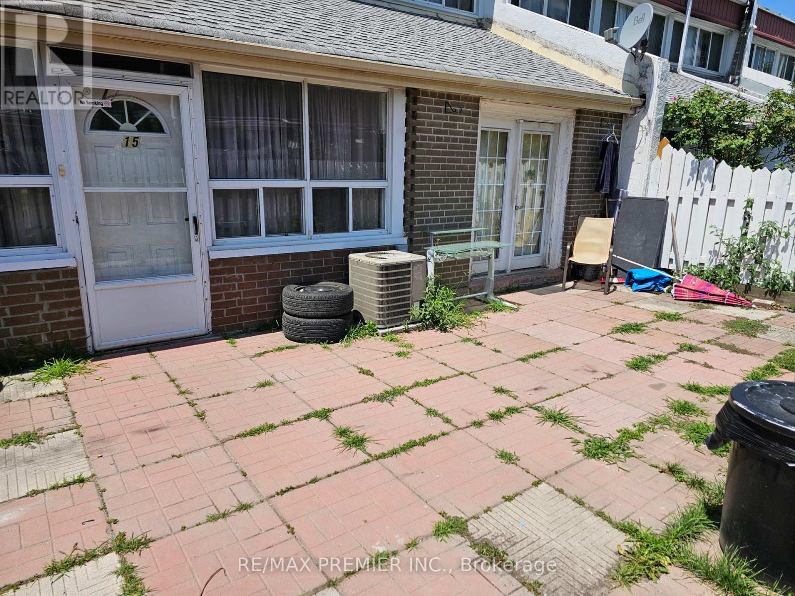 Unit 15 - 2901 Jane Street, Toronto, Ontario  M3N 2J8 - Photo 6 - W12291930