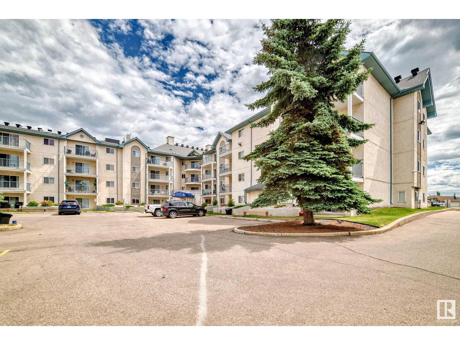 Property at #404 6710 158 AV NW image 1