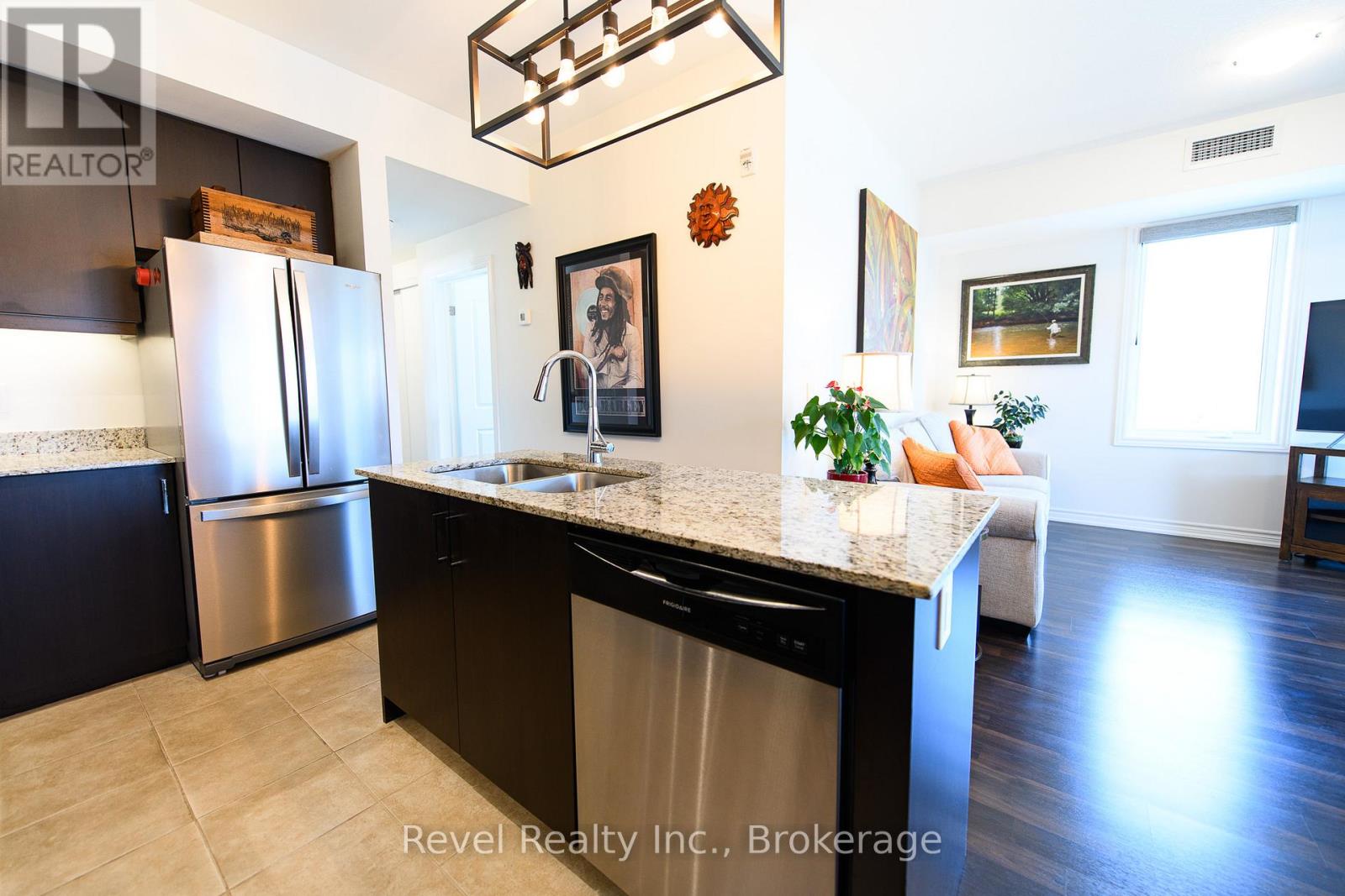 201 - 17 Spooner Crescent, Collingwood, Ontario  L9Y 1T3 - Photo 9 - S12291273