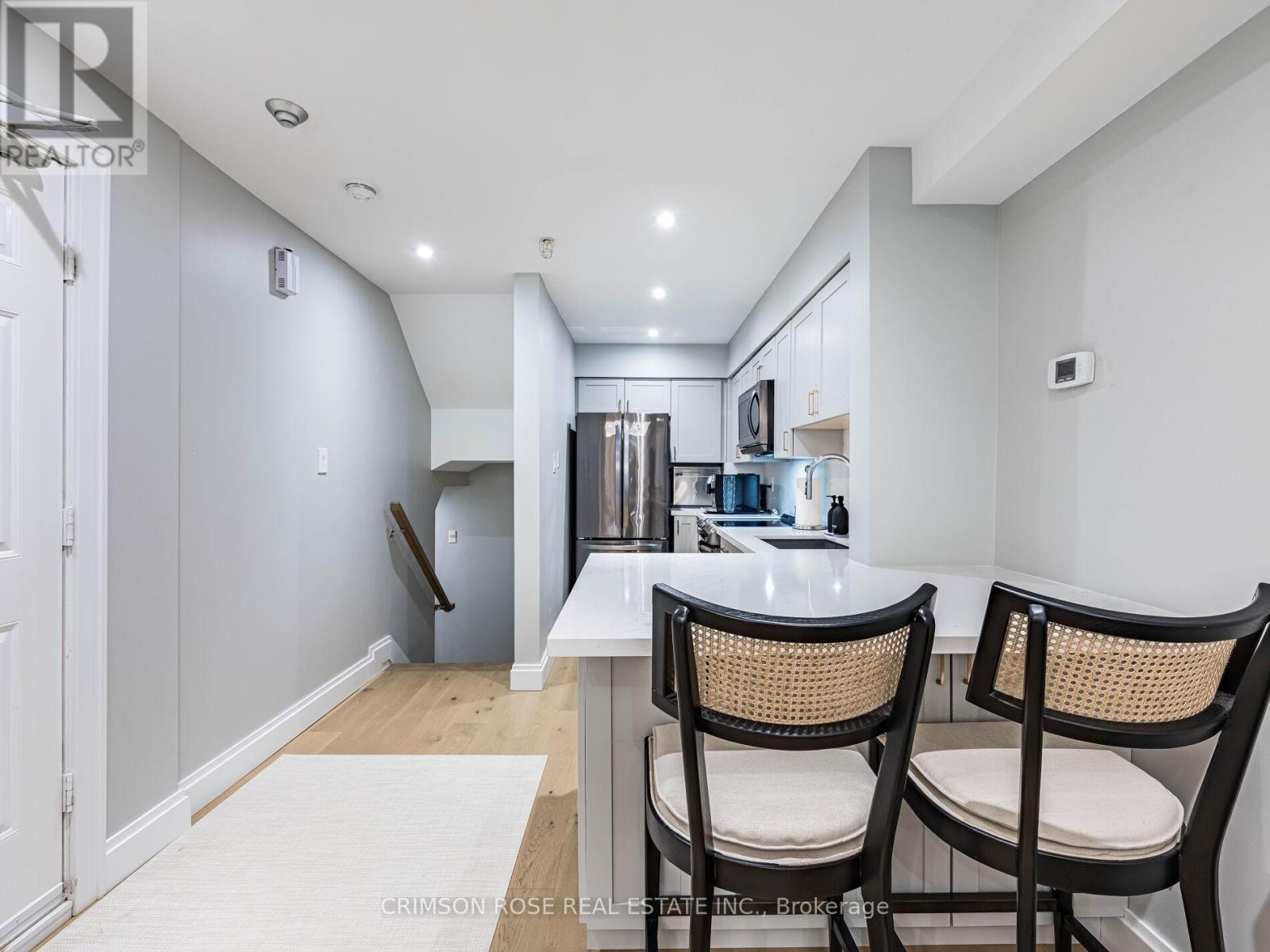 8 - 217 St George Street, Toronto, Ontario  M5R 3S7 - Photo 11 - C12295756