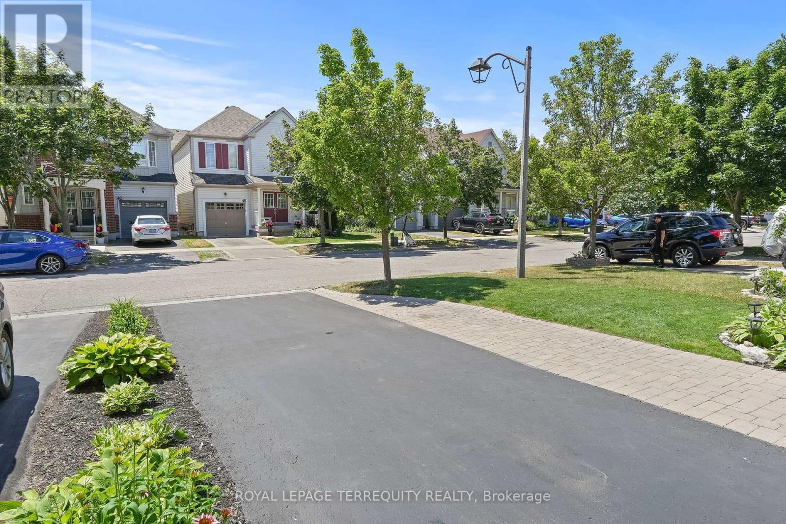 Property at 41 TEARDROP CRESCENT image 5
