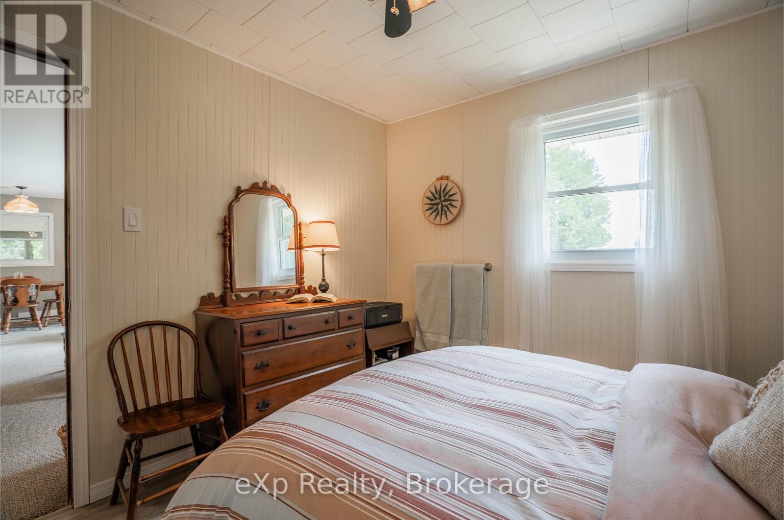 248 Widgeon Cove Road, Northern Bruce Peninsula, Ontario  N0H 2T0 - Photo 16 - X12150989