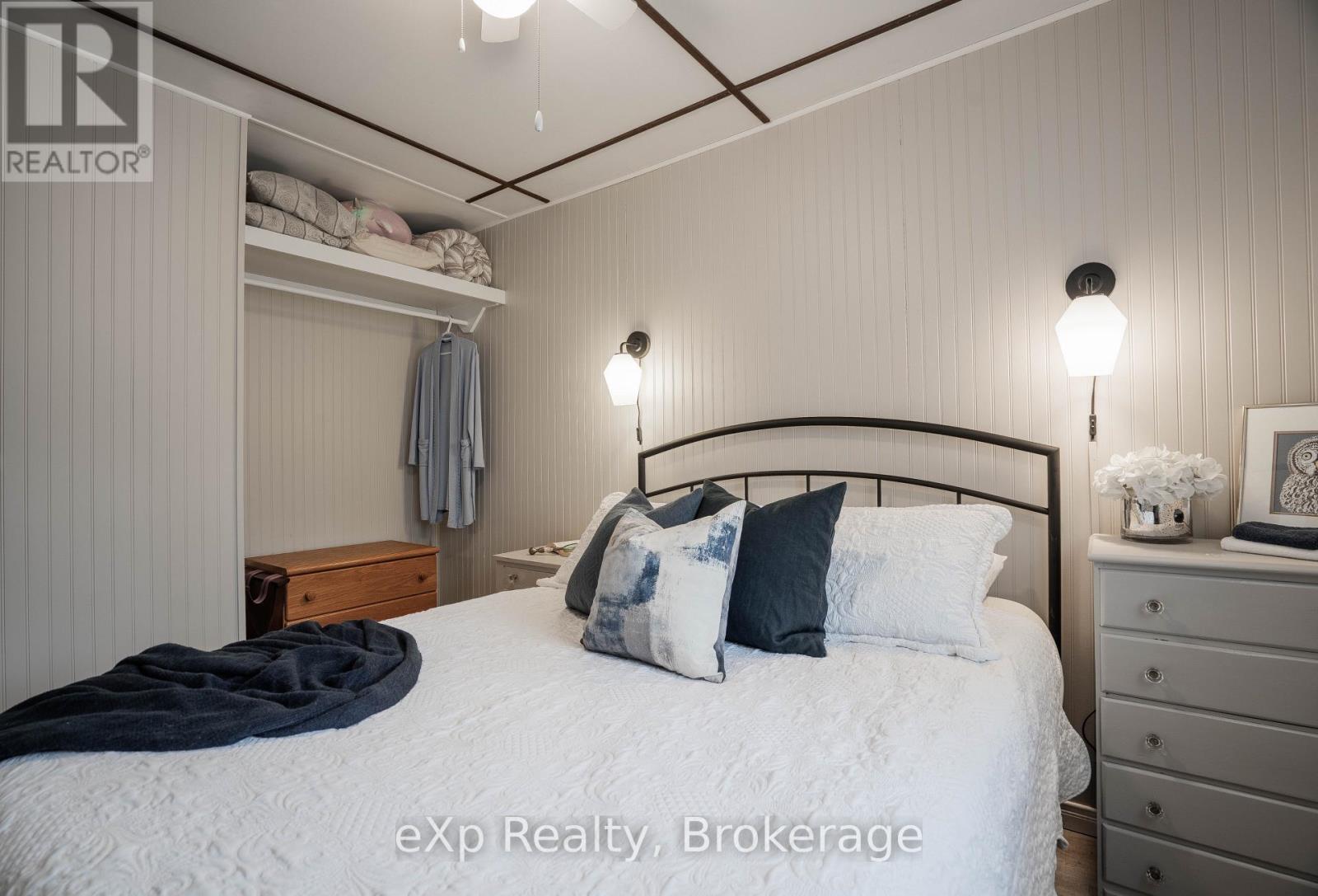 248 Widgeon Cove Road, Northern Bruce Peninsula, Ontario  N0H 2T0 - Photo 18 - X12150989